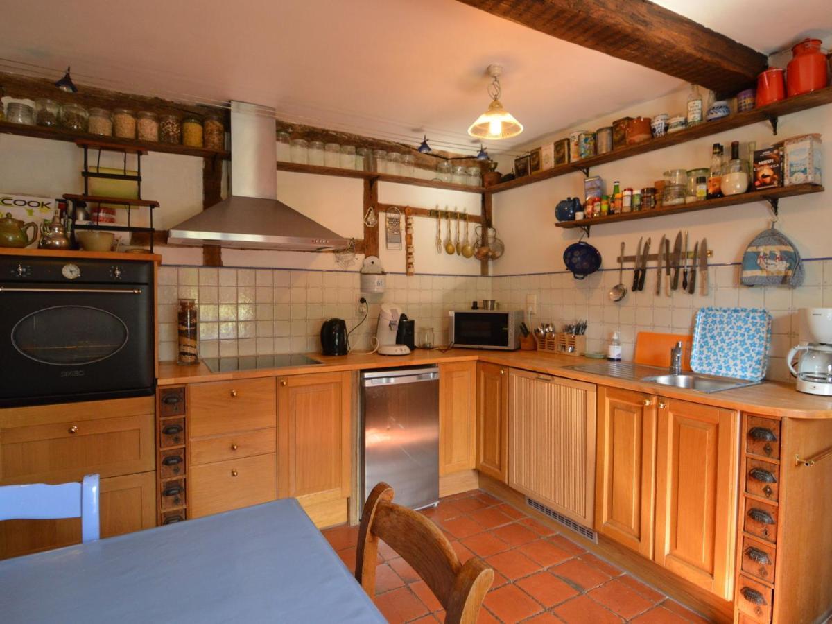 Enchanting Cottage With Terrace Garden Hamoir Luaran gambar