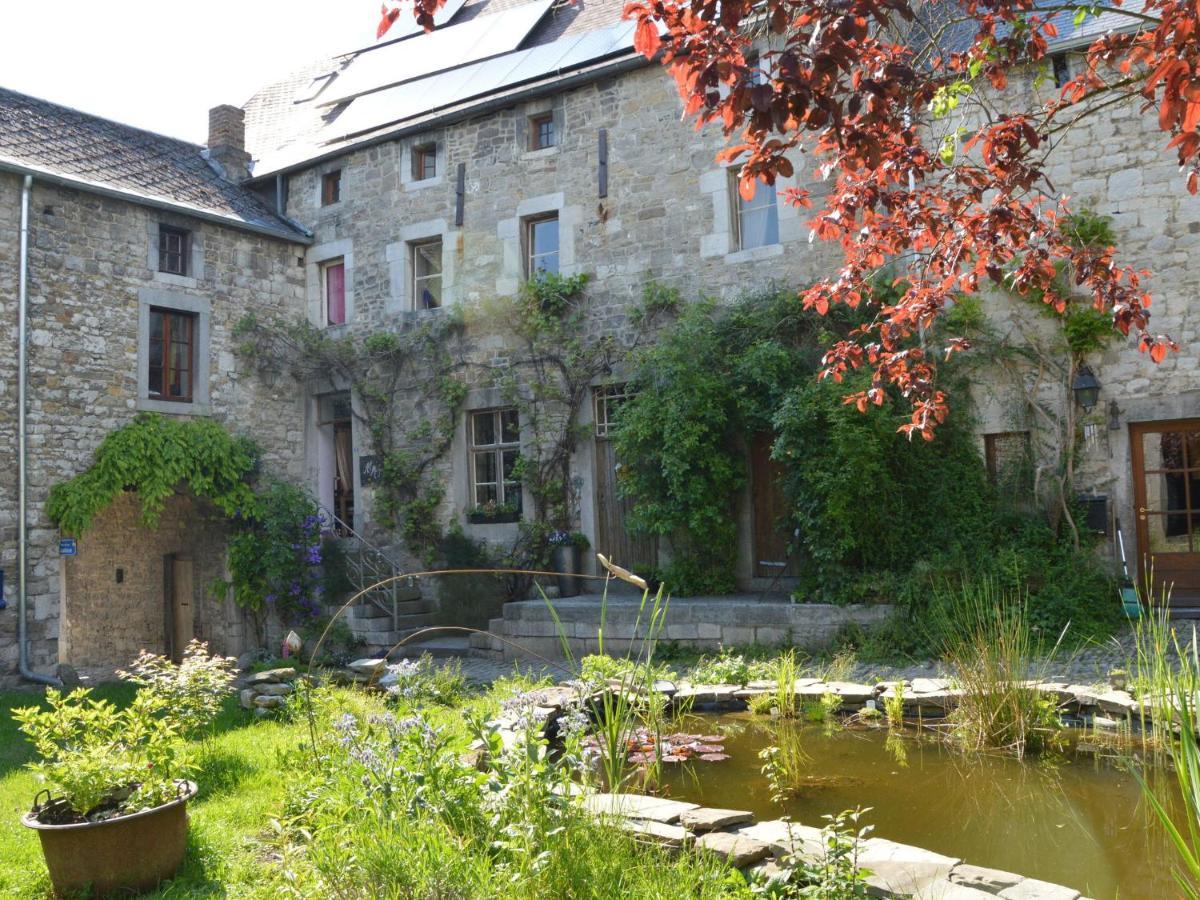 Enchanting Cottage With Terrace Garden Hamoir Luaran gambar